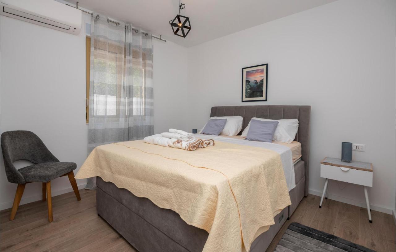 Holiday Home Villetta Belveder Baška Voda Εξωτερικό φωτογραφία